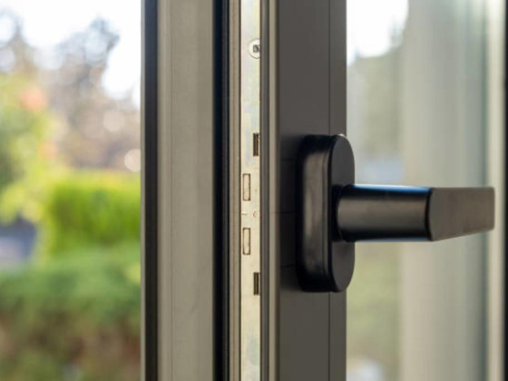 Hutoof Aluminium & Glass